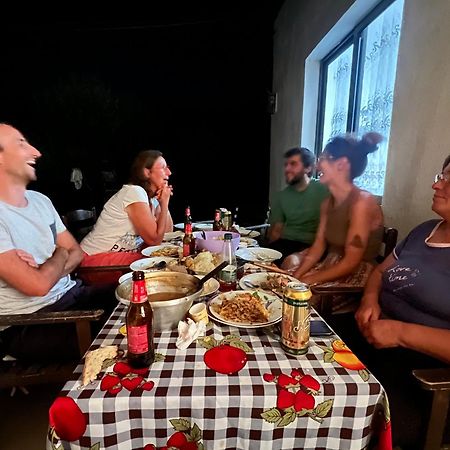 Elbasan Backpacker Hostel Exteriör bild