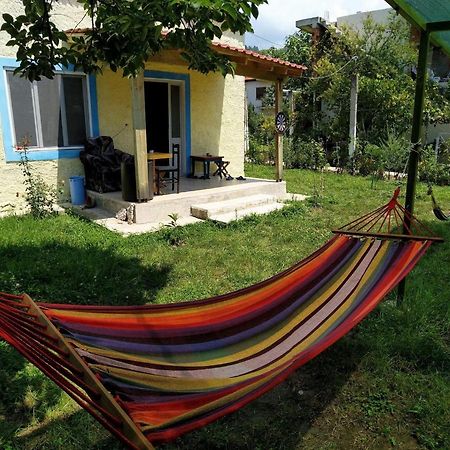 Elbasan Backpacker Hostel Exteriör bild